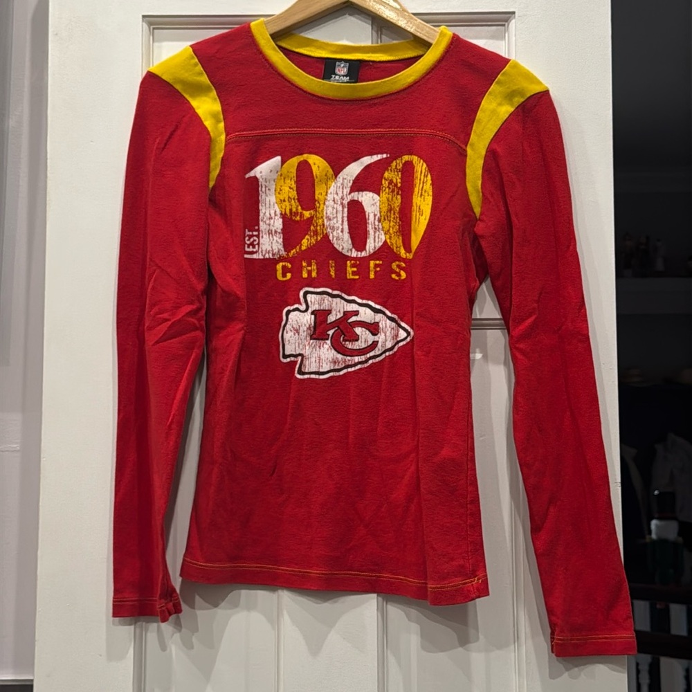 Women’s long sleeve tee